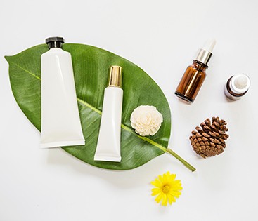 spa-cosmetics-product-leaf